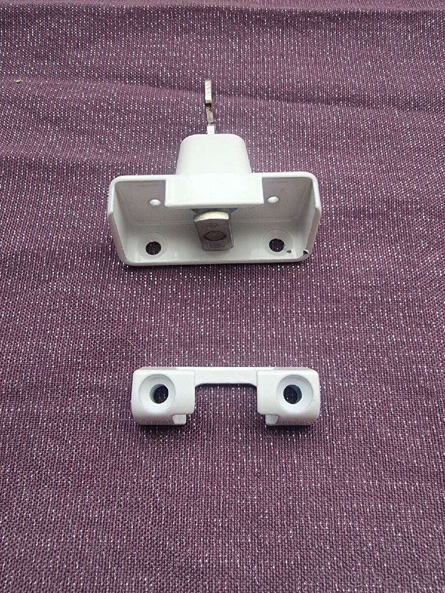 zámok okná Siegenia. - 3