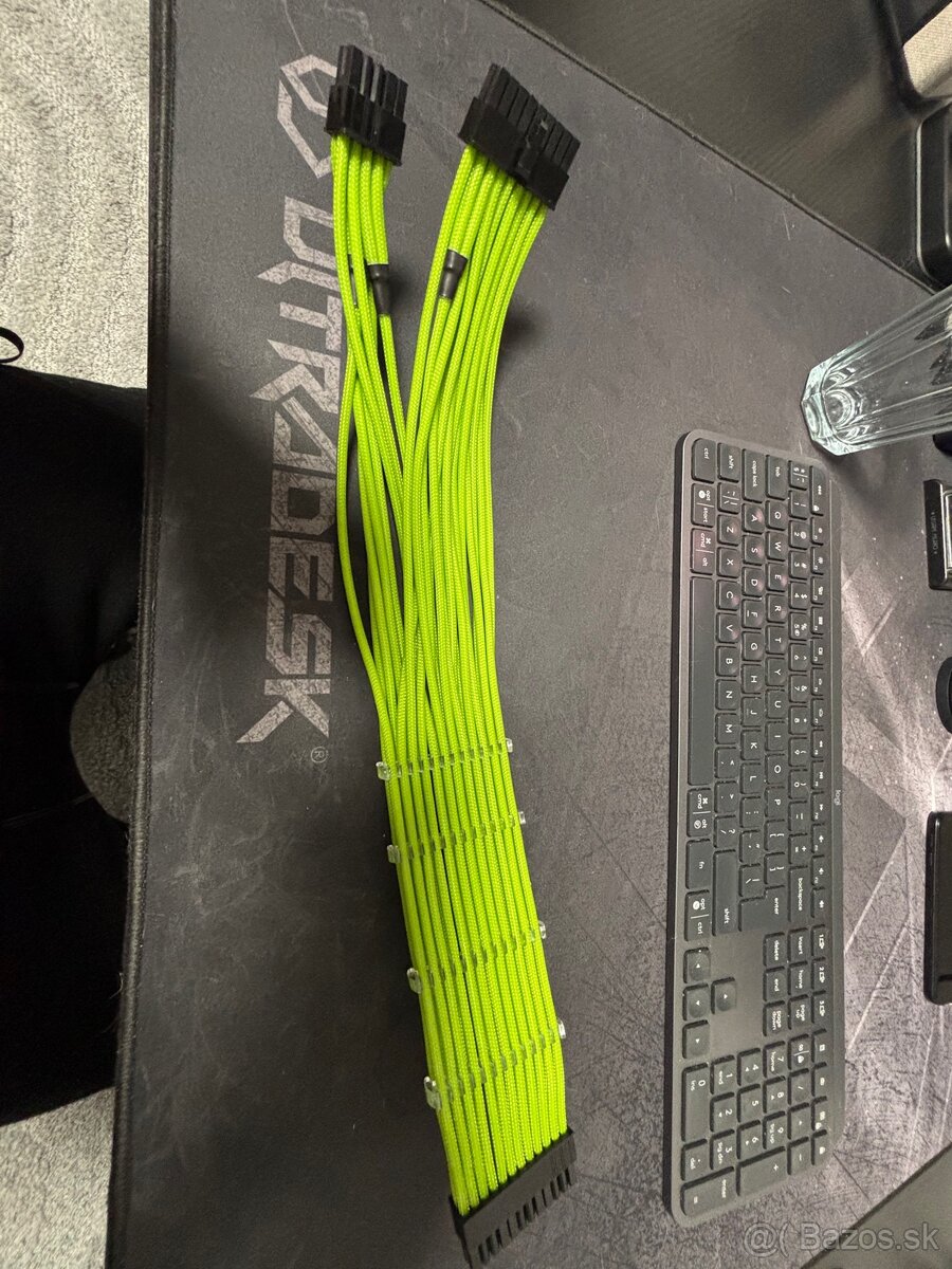 Predam zakazkovy 24pin PSU kabel - 3