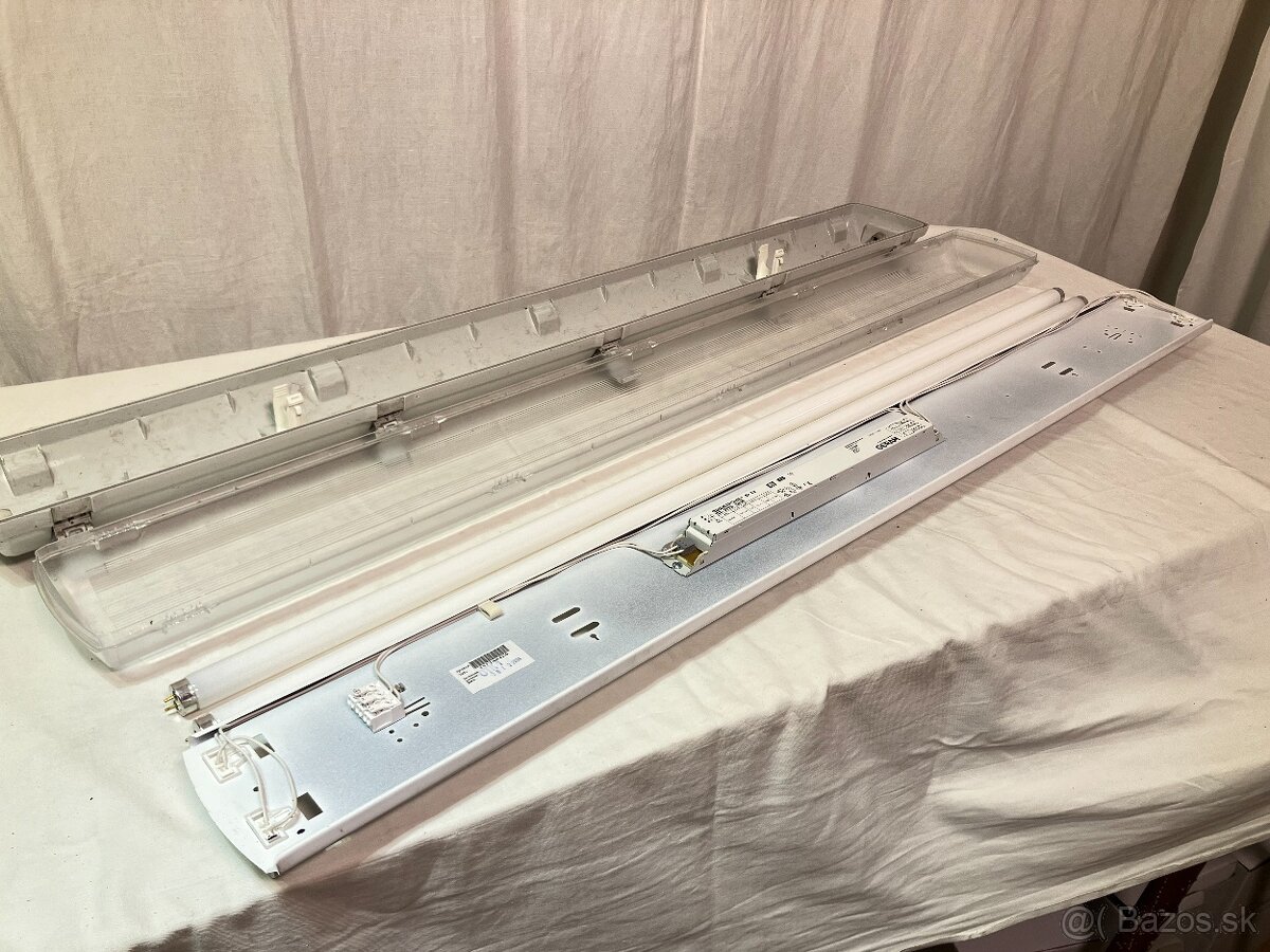 Neonové svietidla 7ks = 28€. - 3