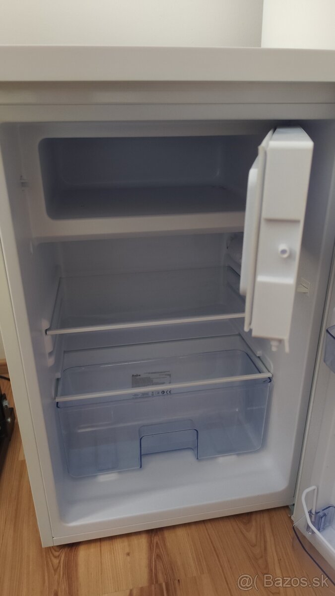 Chladnička s mrazničkou Amica - 3