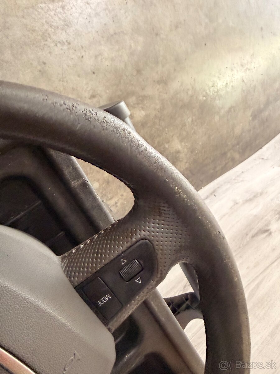 Volant na Audi A6 C6 - 3