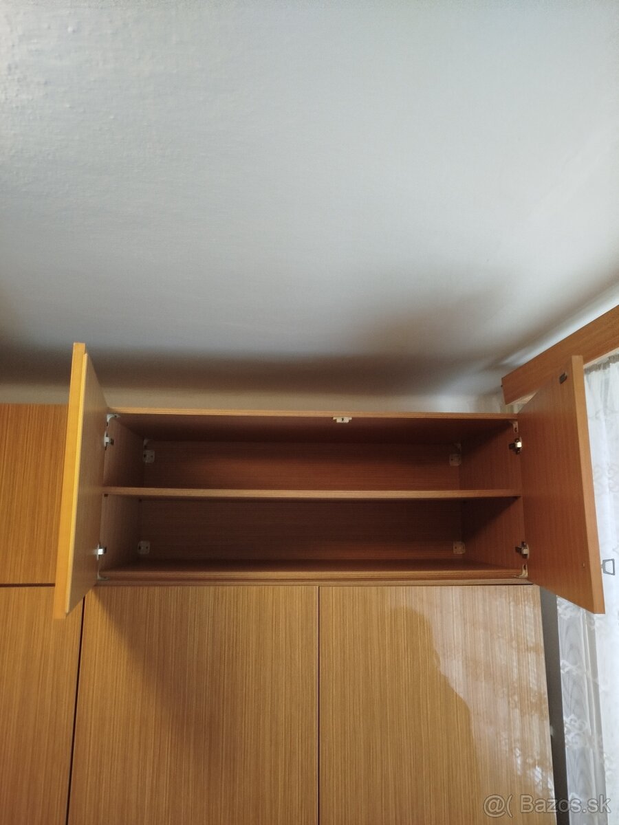 Šatníková skriňa - 3