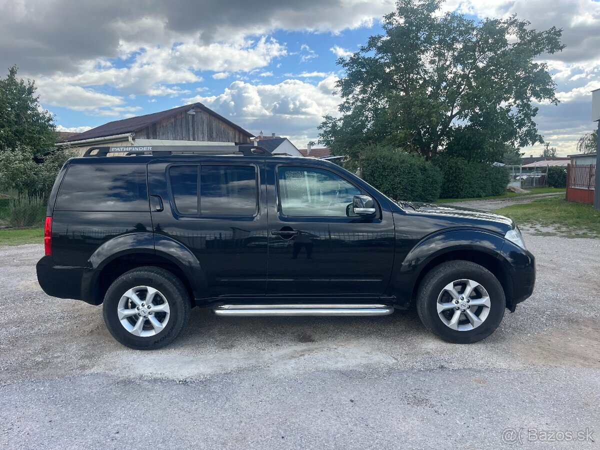Nissan Pathfinder 2,5 DCi, 4x4 - 3