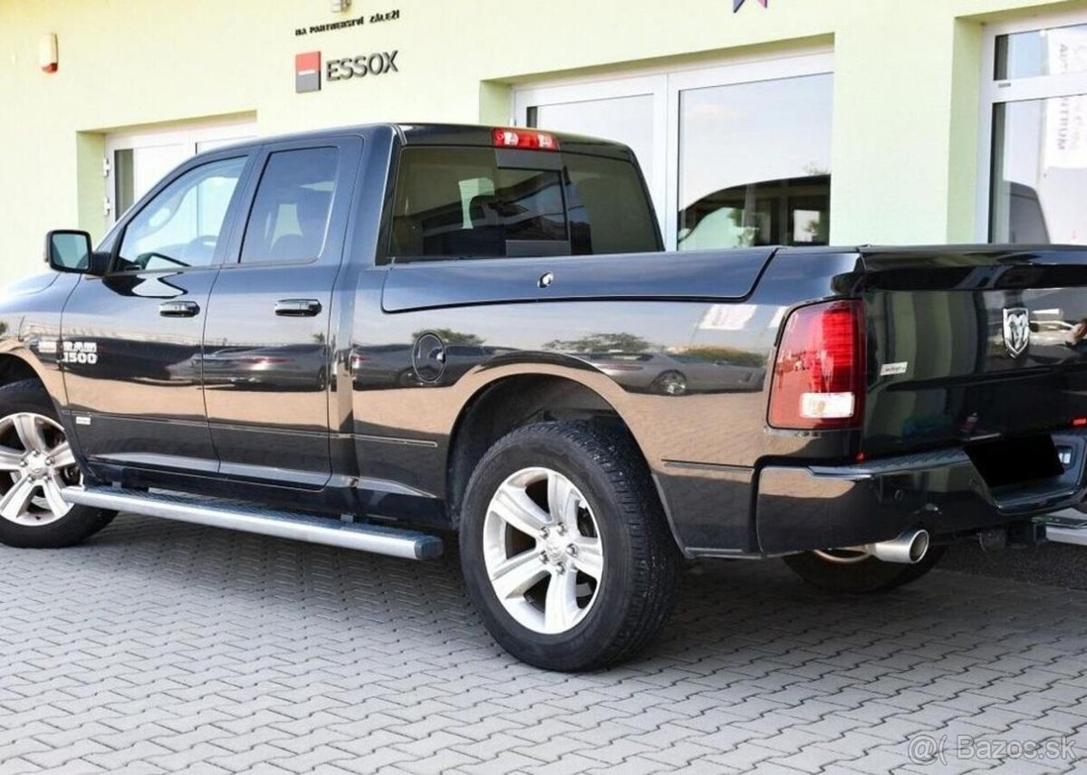Dodge Ram 1500 5.7 V8 HEMI SPORT NAVI KAMERA 295 kw