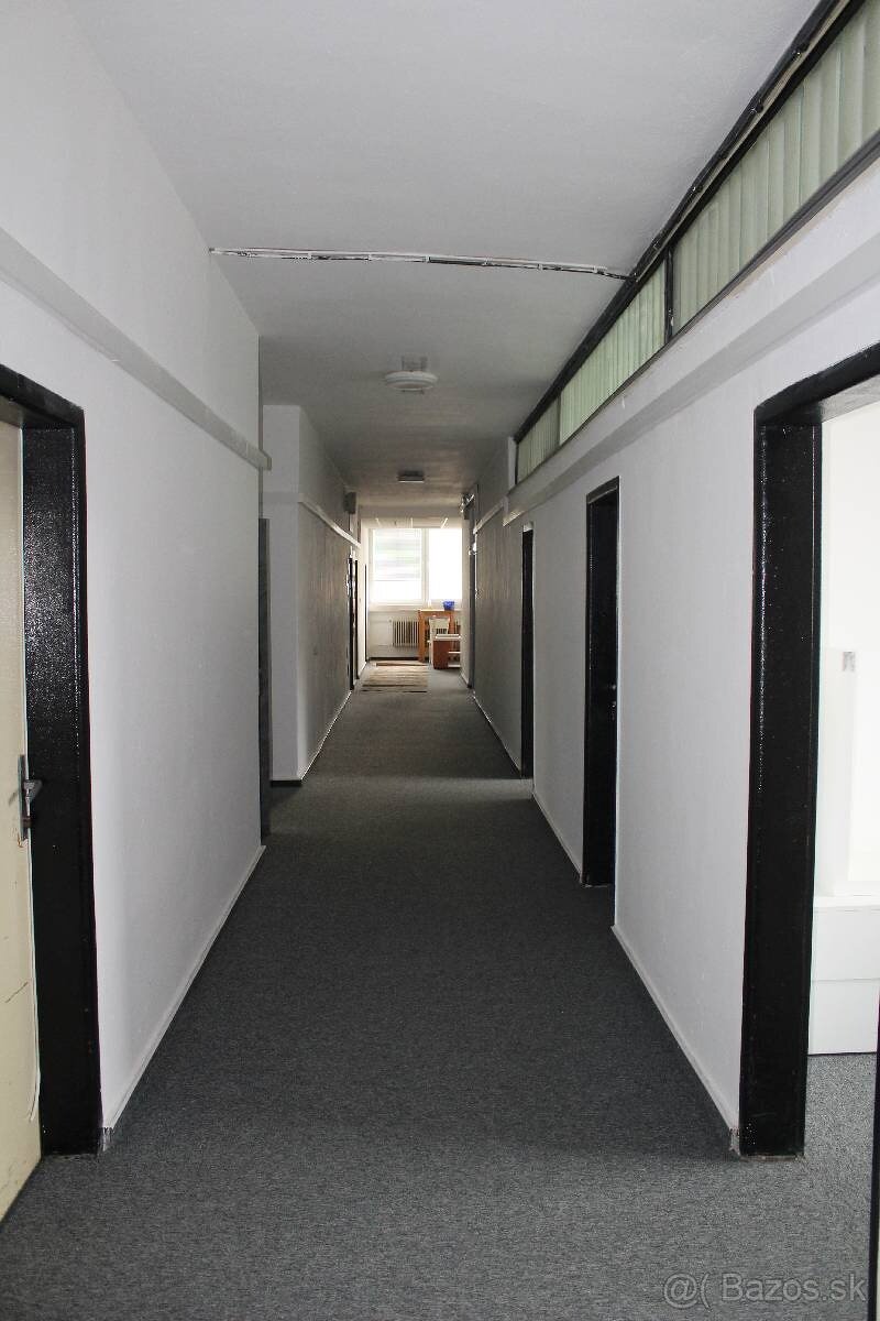 Na prenájom kancelárie s parkovaním v Žiline 12m2-89m2/9€m2 - 3