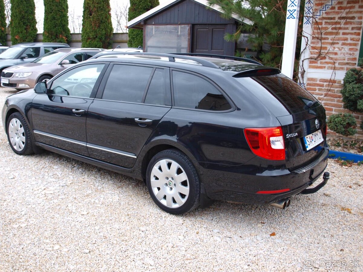 Škoda Superb Combi 1.4 TSI Elegance - 3