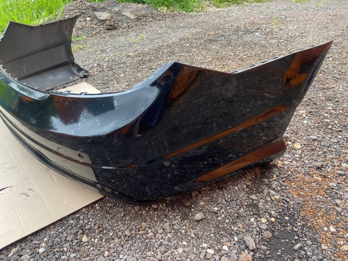 MB C-class W204 Zadný nárazník - 3