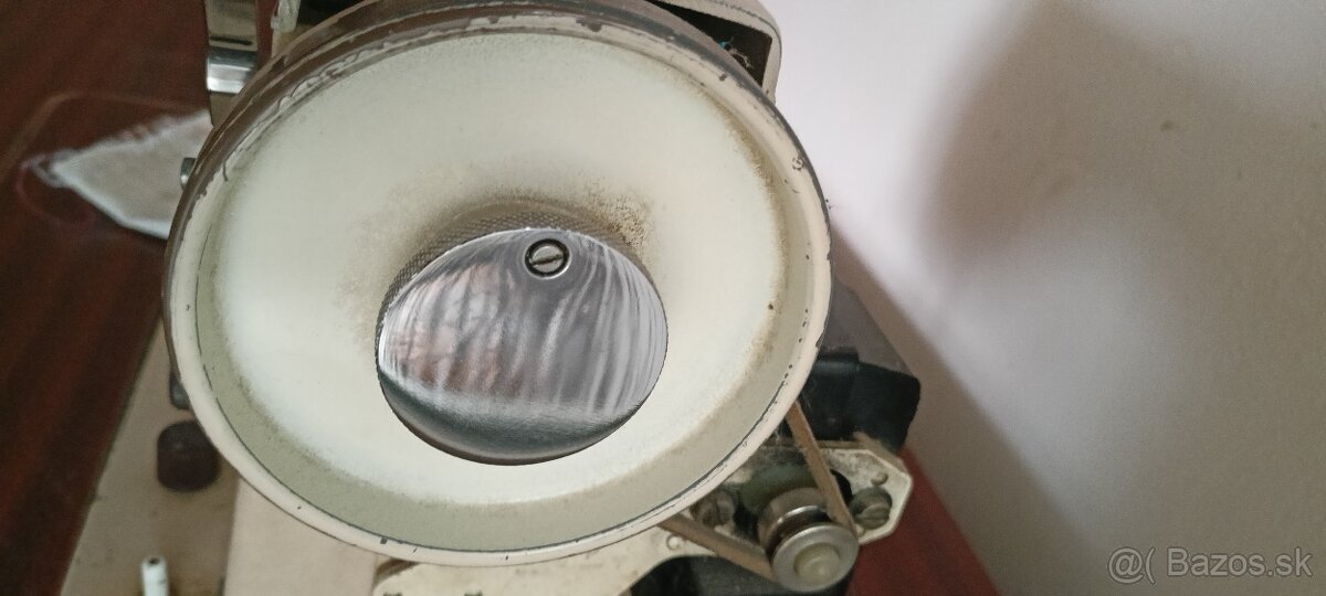 Šijací stroj Lucznik - 3