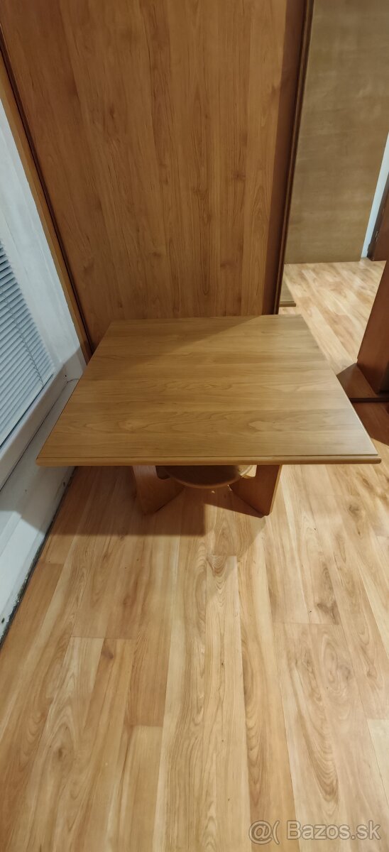 Konferenčný stolík - 3