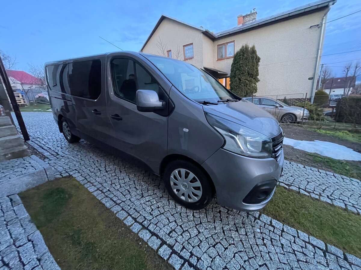 Renault Trafic Passenger - 3