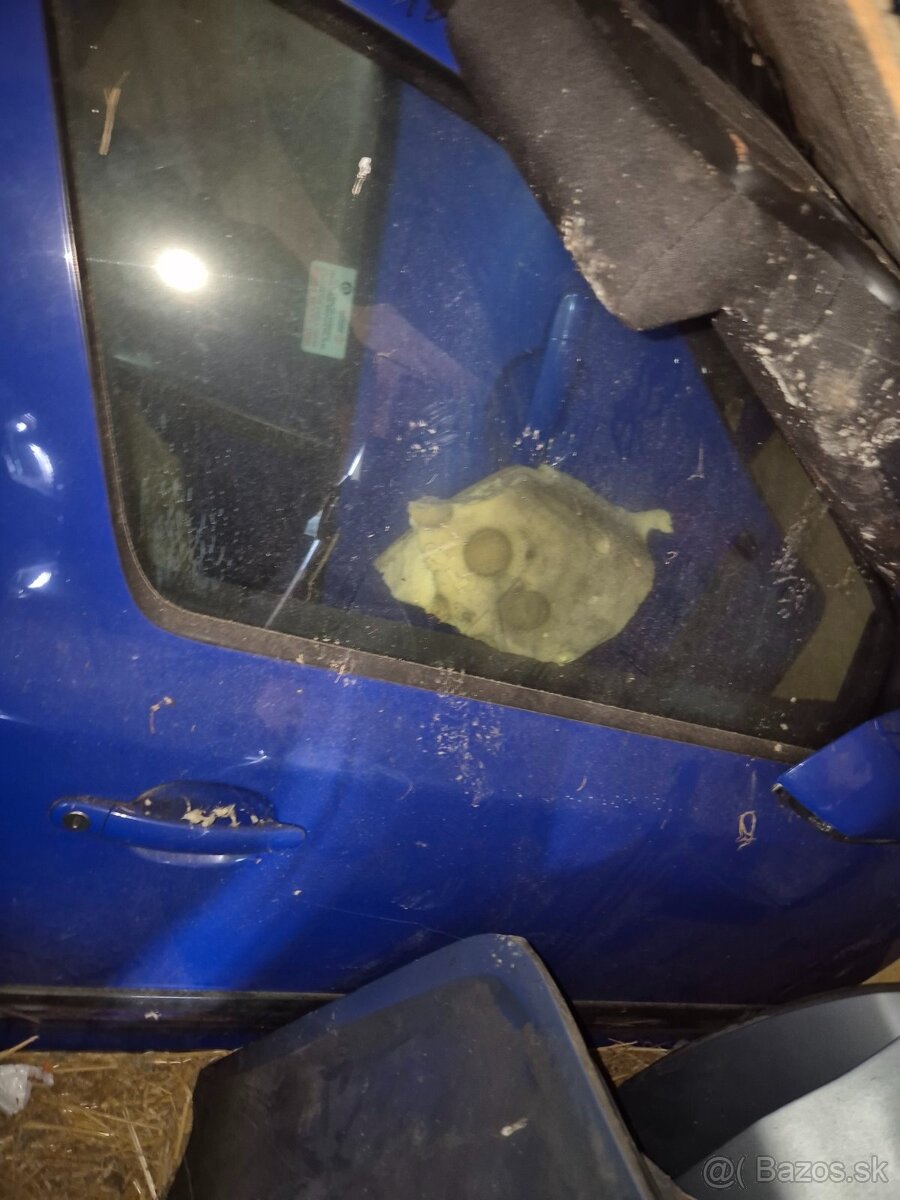 Dvere Škoda Octavia 2, facelift aj predfacelift - 3