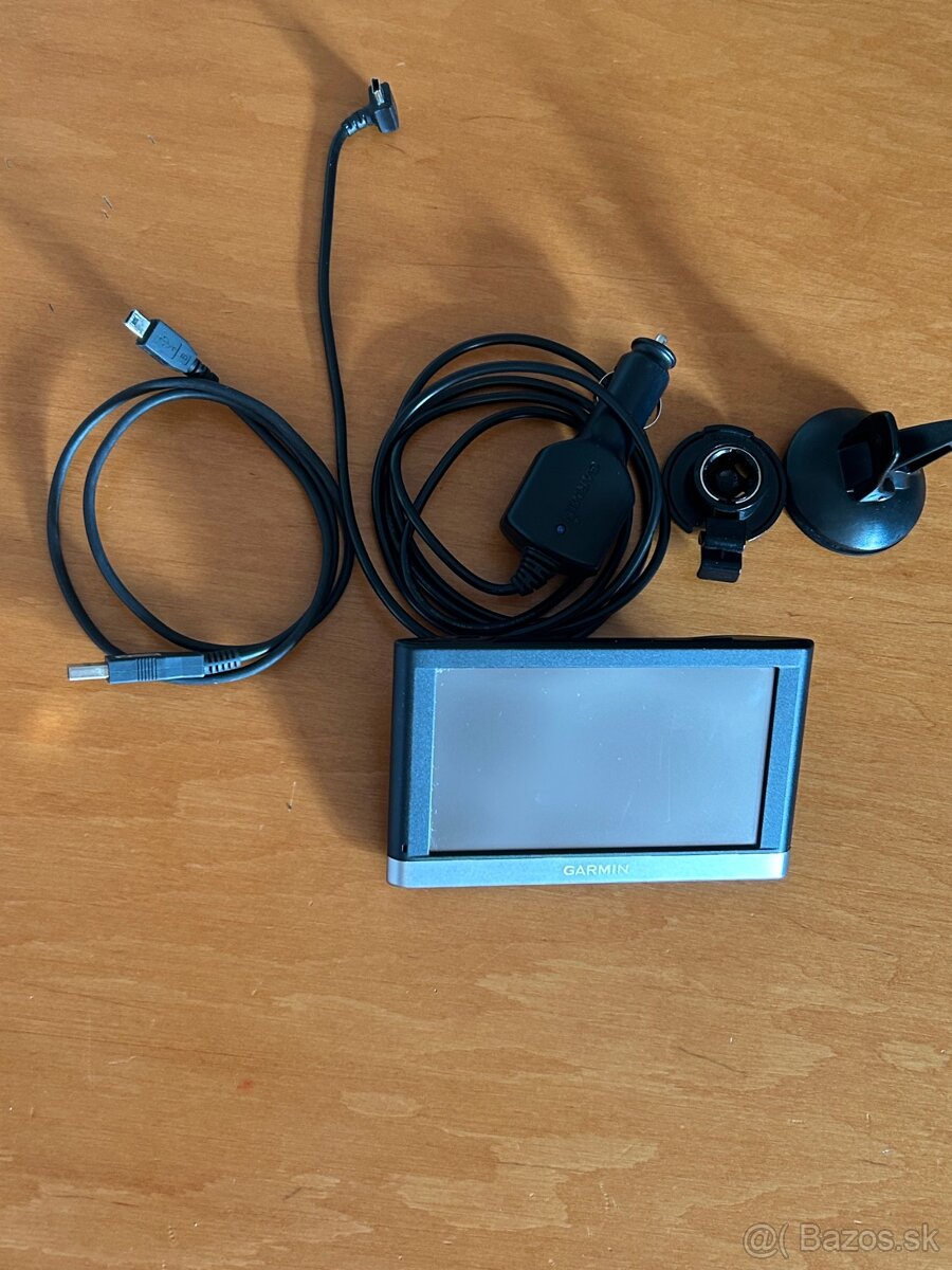 predam navigaciu garmin nuvi 2557, malo pouzivanu - 3