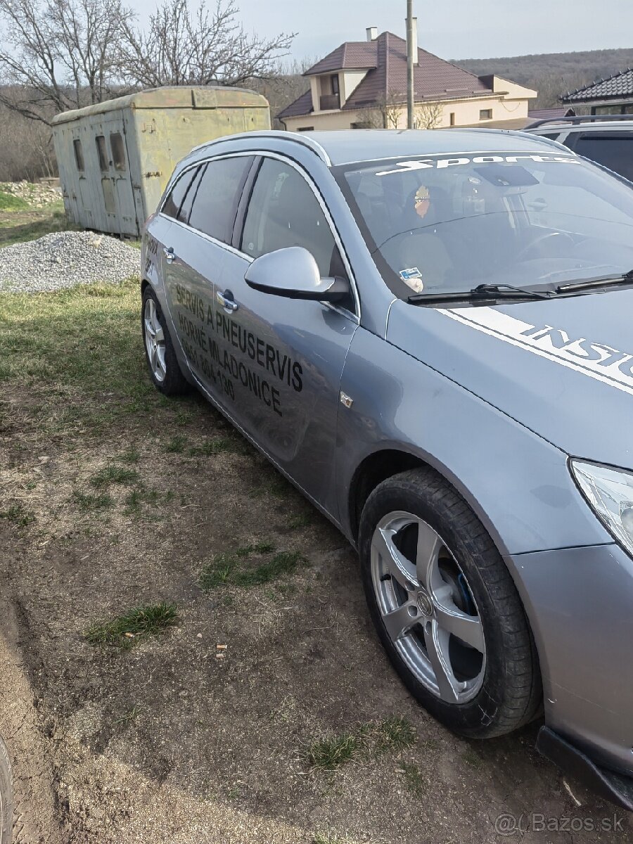 predám opel insignia 2010 - 3