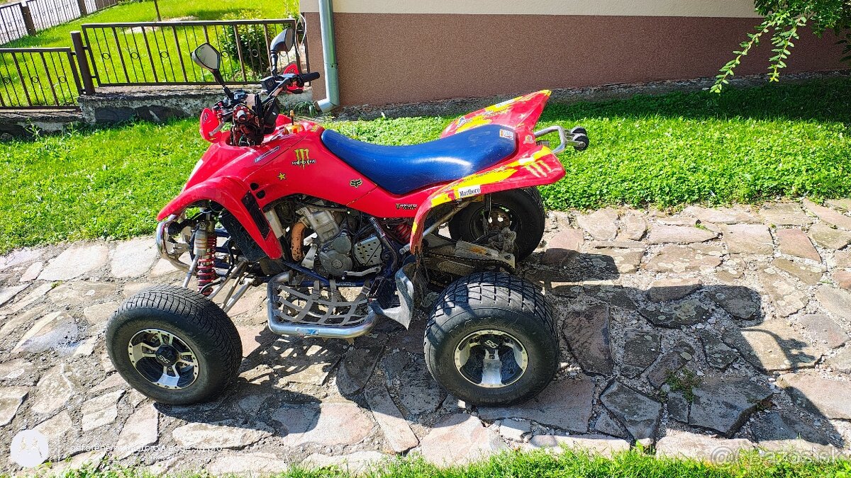 Suzuki ltz 400