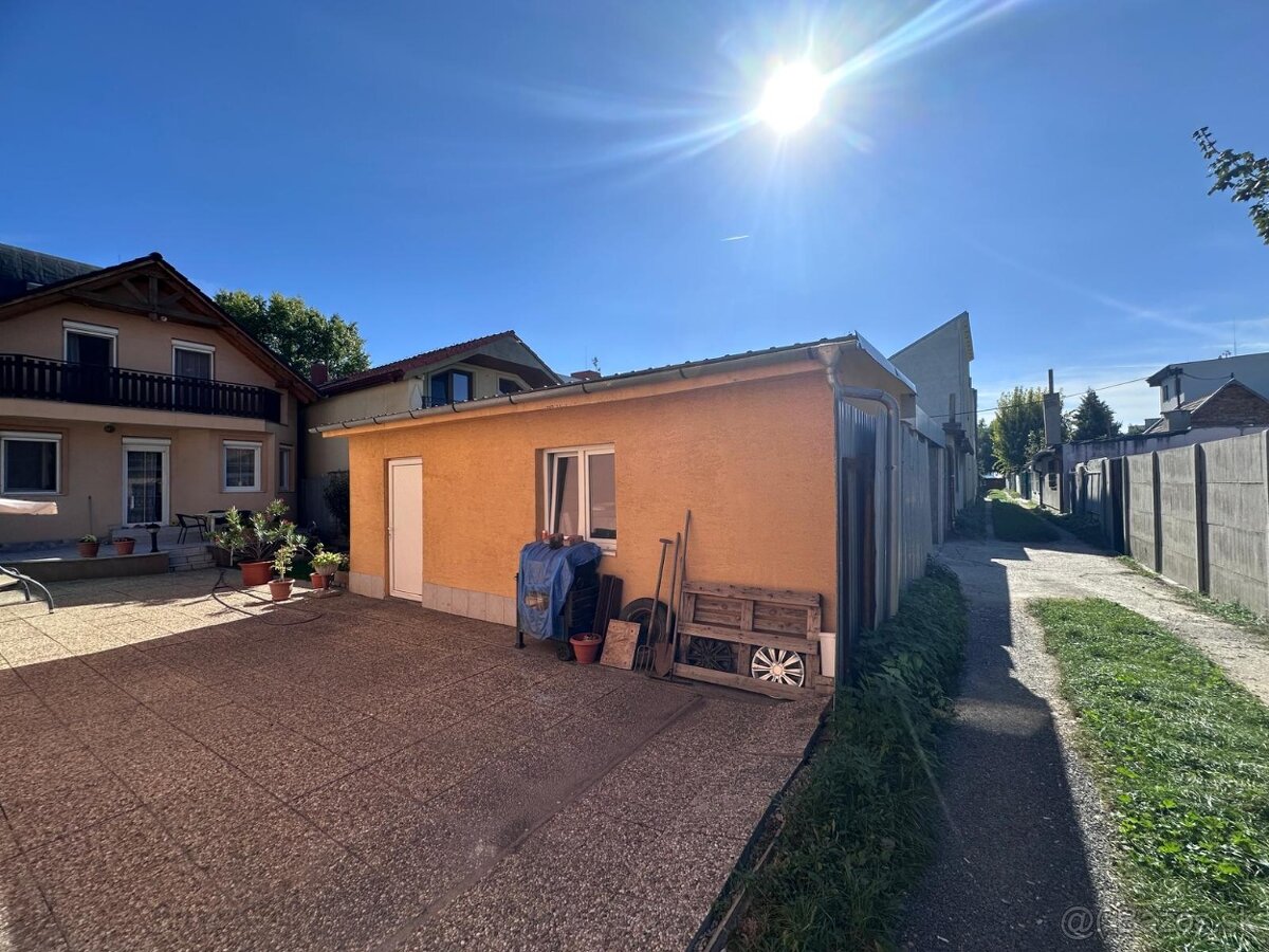 Na predaj 4 -izbový rodinný dom v BA - Ružinov (Trnávka) - 3