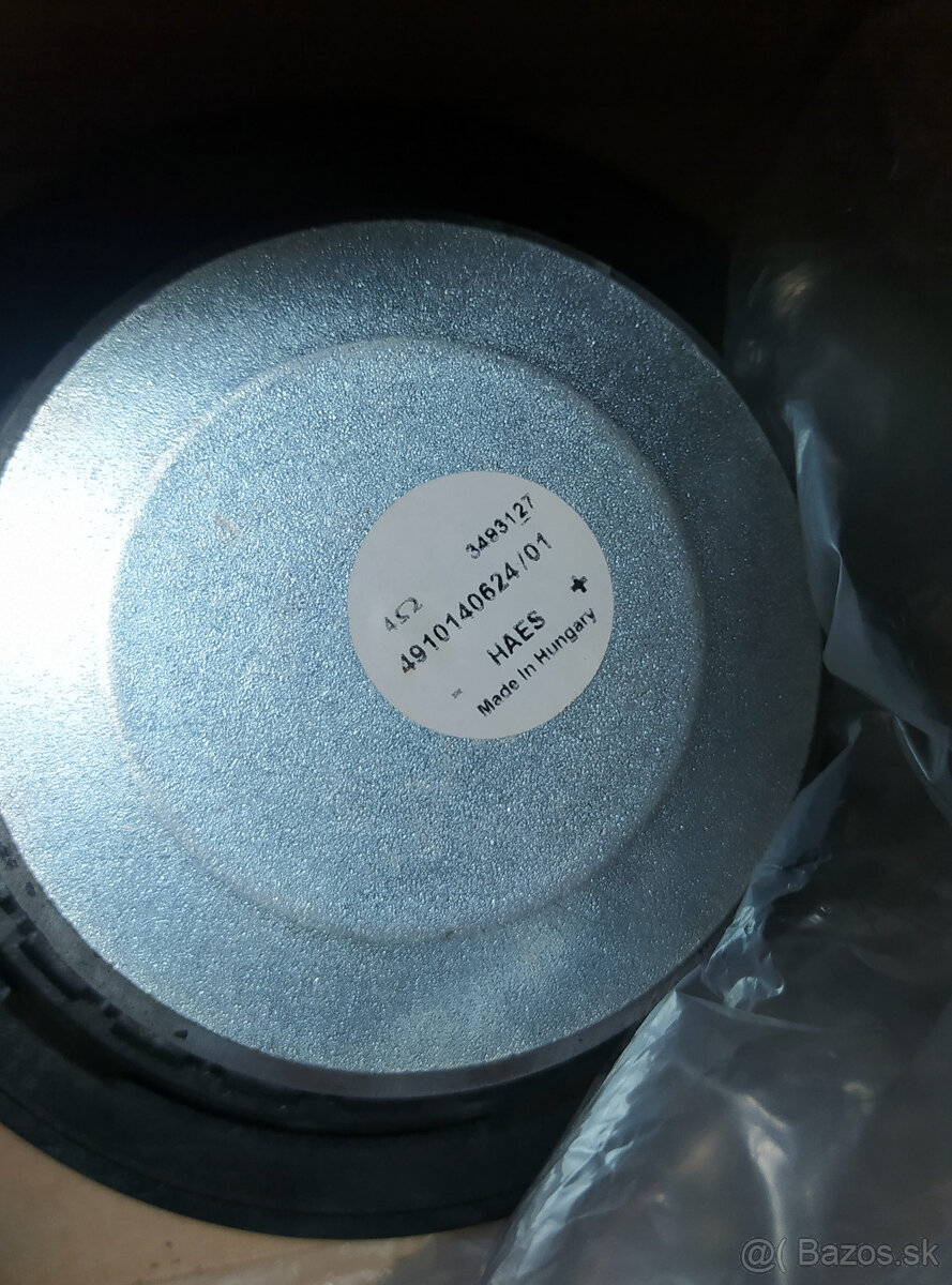 Reproduktory Skoda Superb - 3