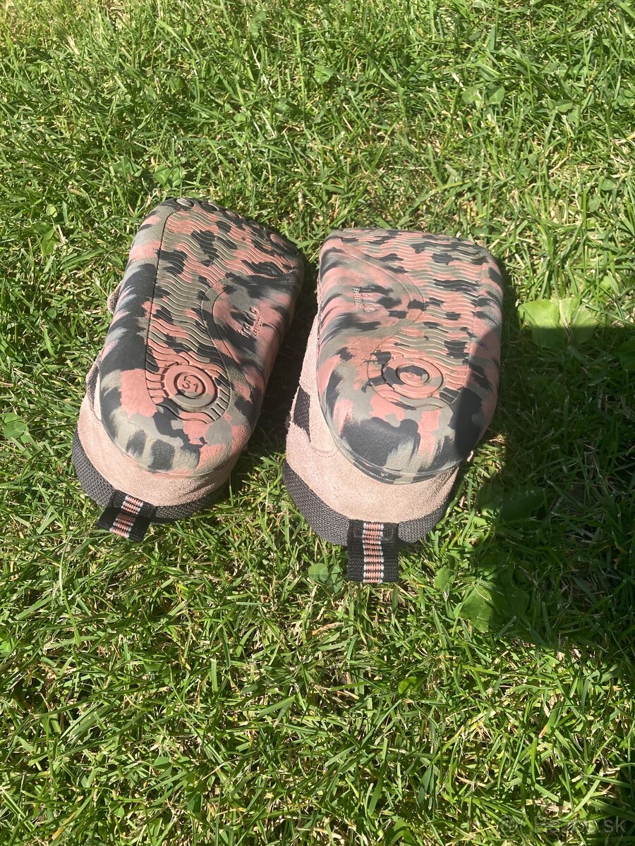 Barefoot froddo31 - 3