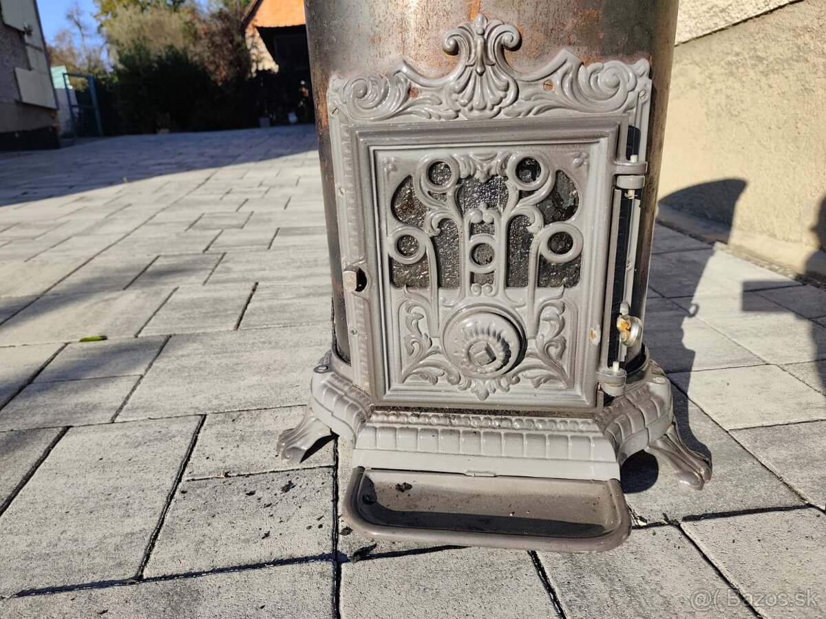 Liatinové kachle GODIN – francúzske, starožitné, funkčné - 3