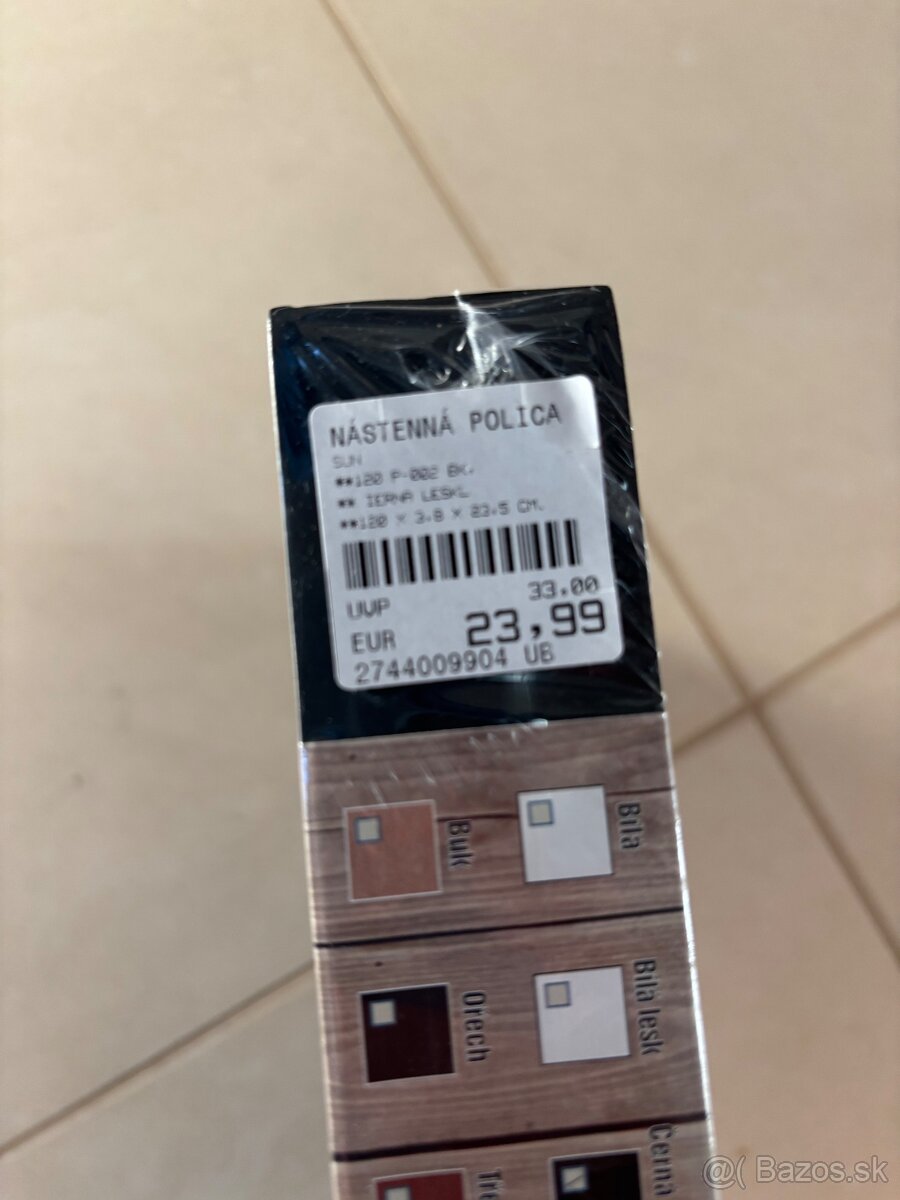 Nástenná police - 3