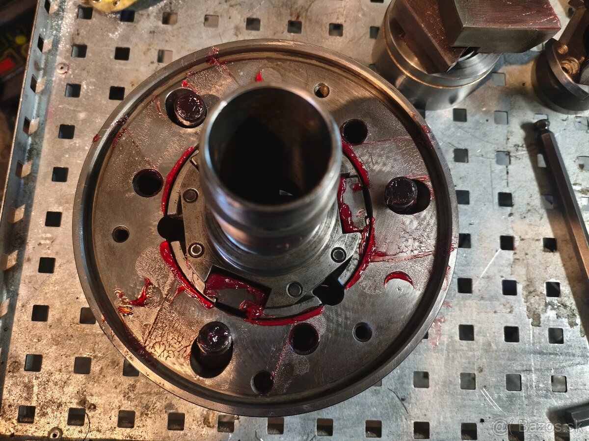 Hydraulická univerzála Forkardt - 3