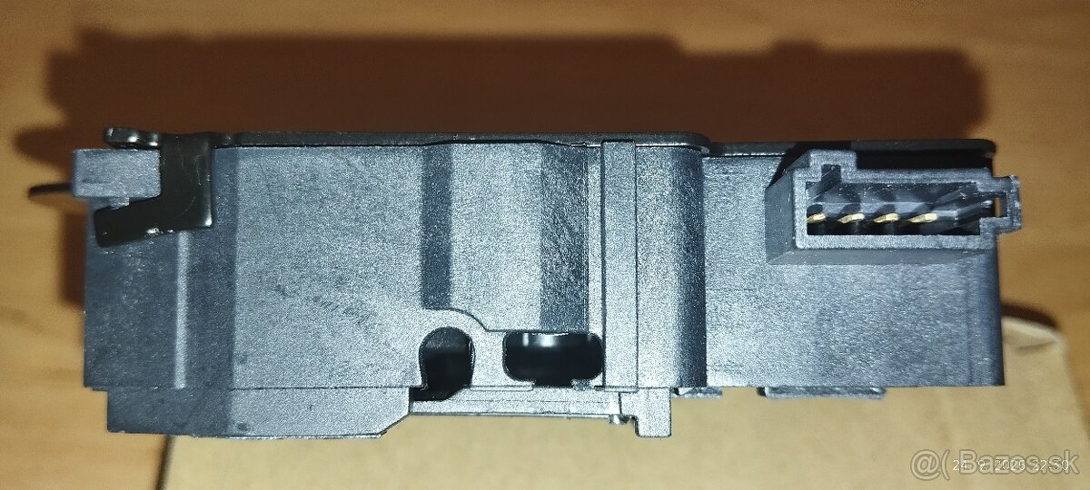 Zámok Opel Astra J - 3