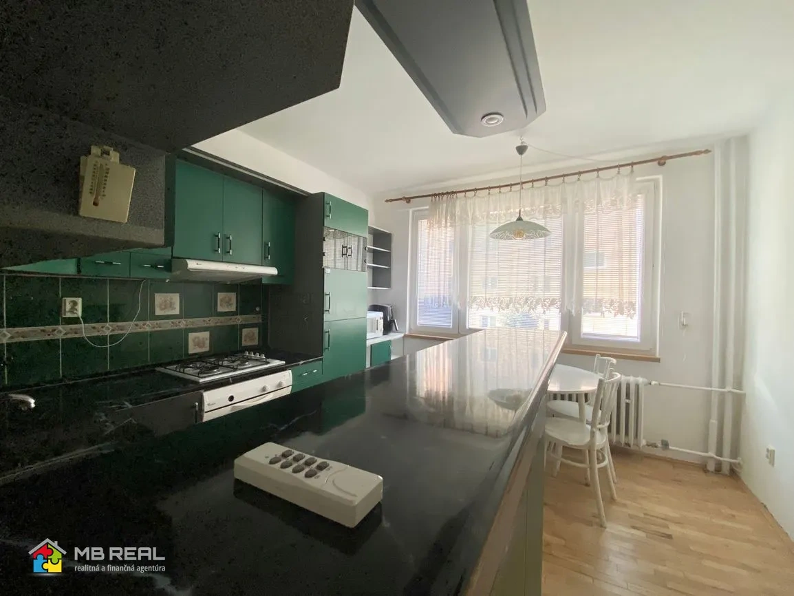 NA PRENÁJOM - Trojizbový byt, Žiar nad Hronom, CENTRUM - 3