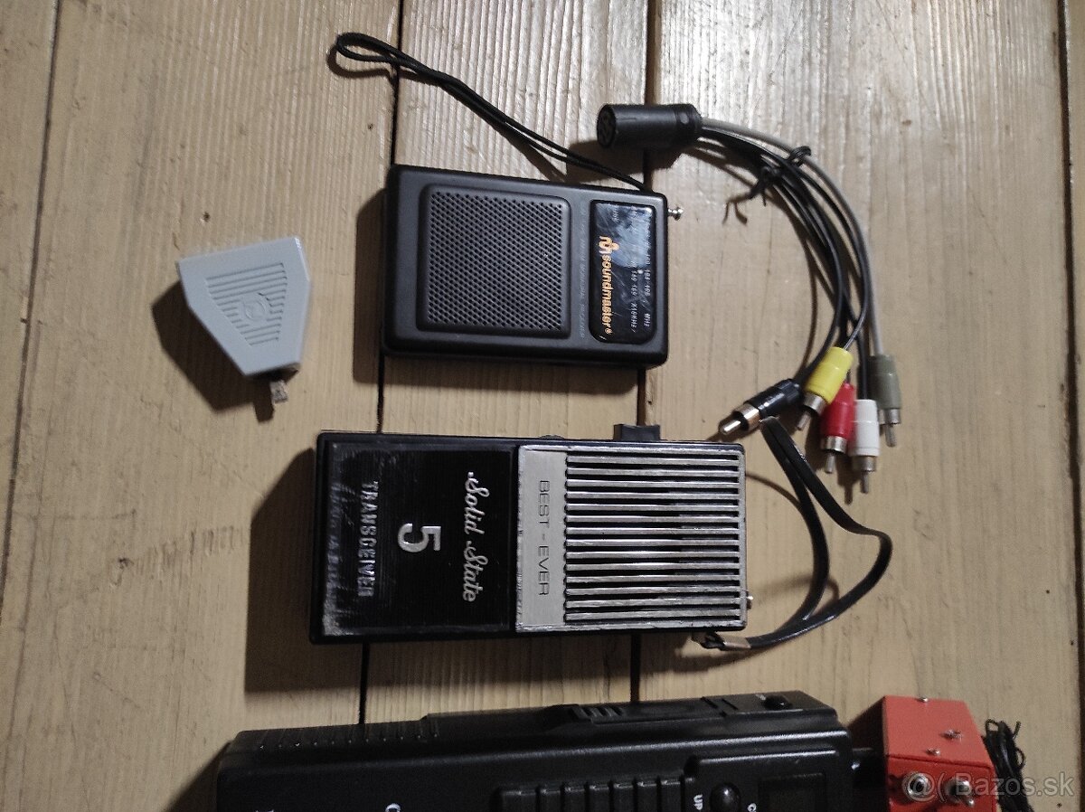 Predám vysielačky .komplet - 3