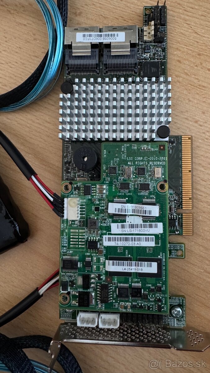 RAID Broadcom LSI MegaRAID SAS /SATA 9266-8i - 3