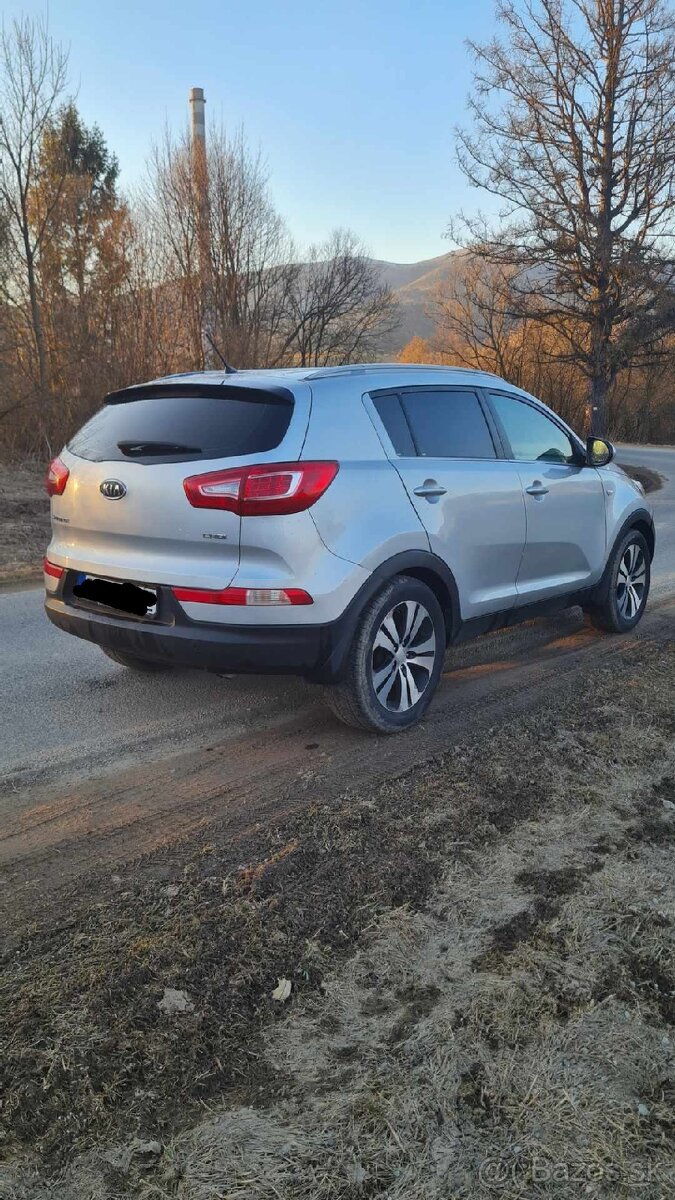 Kia Sportage 1.7crdi rv2012 - 3