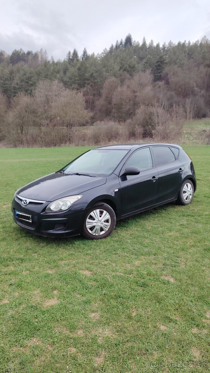 Predám Hyundai i30 1.4 benzín - 3