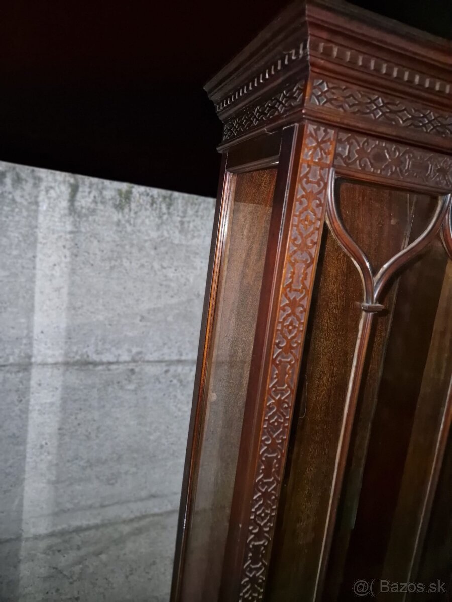 19 - Predám neorenesančnú presklenú vitrínu - 3