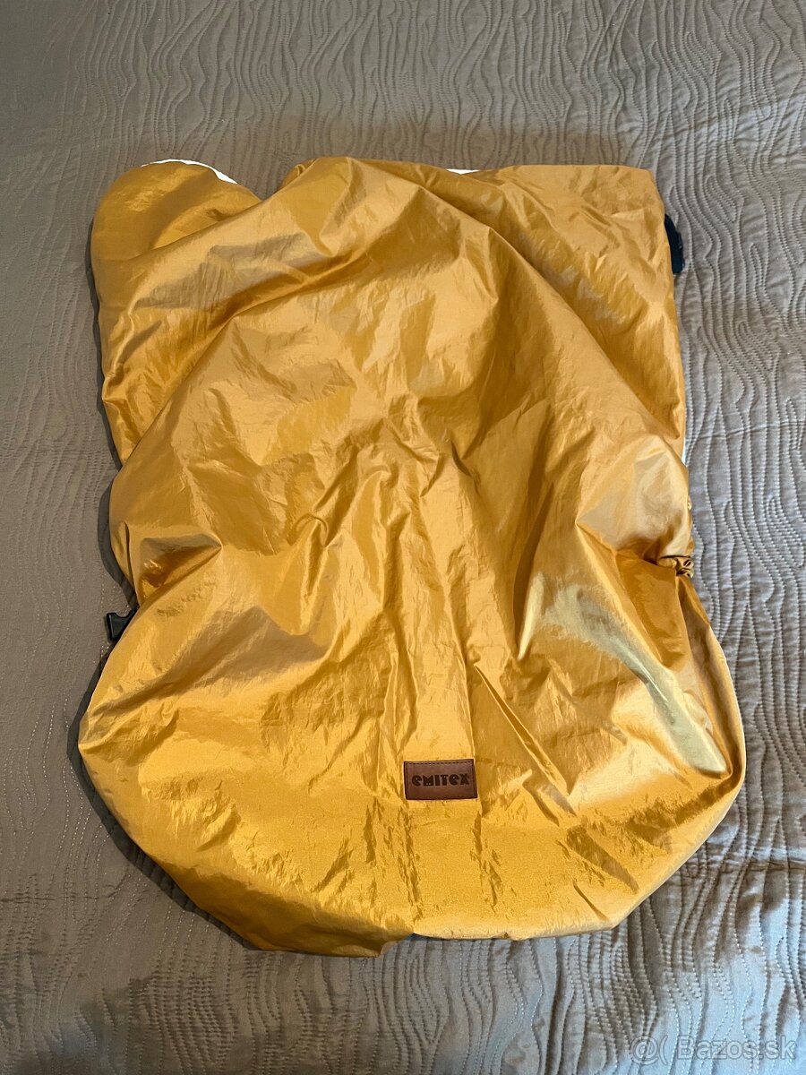 Nepadacia deka na kočík - 3