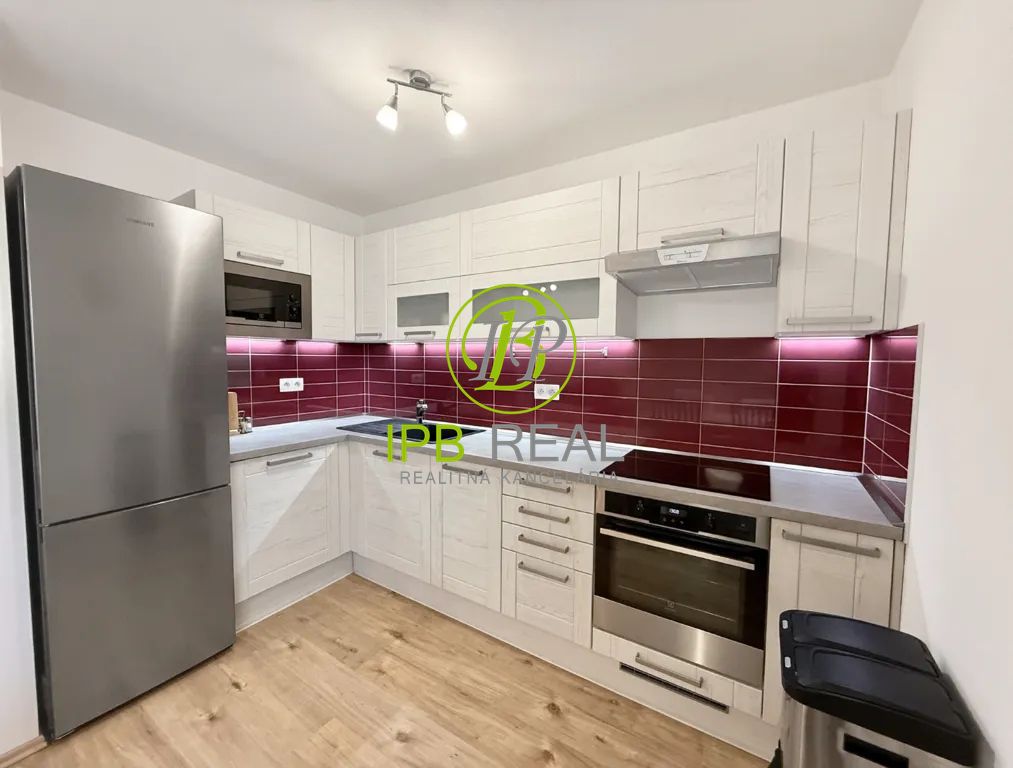 3-izb. byt s veľkou terasou a parkovaním v novostavbe v Pezi - 3