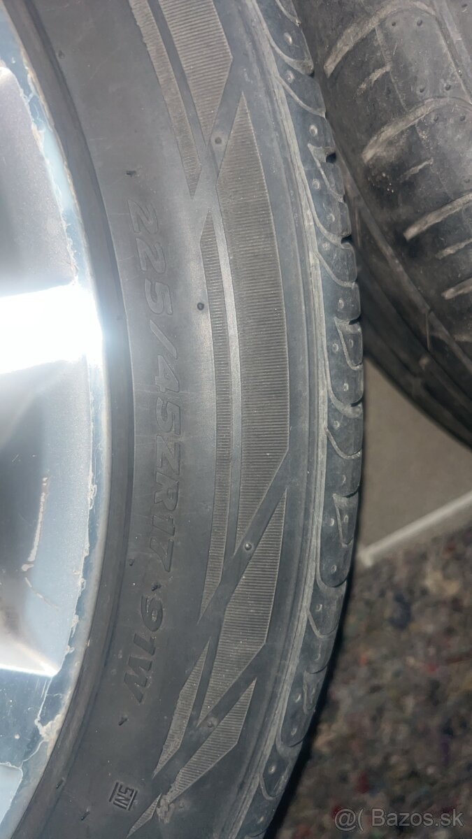 Elektrony 225/45 R17 - 3