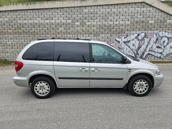 Chrysler Voyager 2.8CRDI - 3