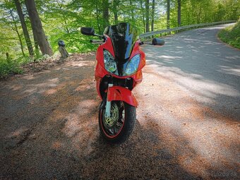 Honda VFR 800F - 3
