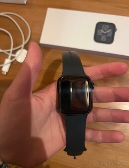 Nové apple watch SE 1. generácie Midnight - 3