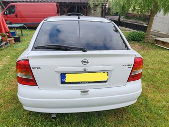 Opel ASTRA - 3