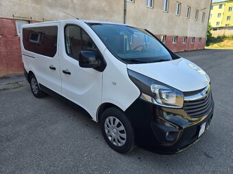 Opel Vivaro Bus 1.6 biturbo 103KW - 3