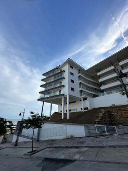 Luxusný apartmán s výhľadom na more v srdci Andalúzie - 3