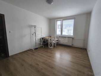 Prenájom čiastočne zariadeného 2 izbového bytu na SN… - 3