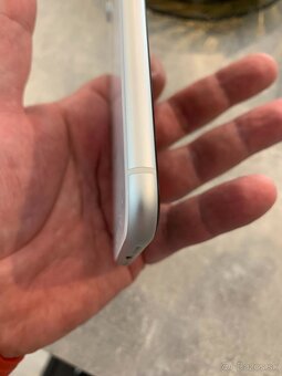 iPhone Xr 64GB, white - 3