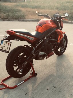 Kawasaki ER6n - 3
