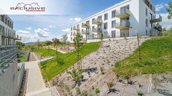 3-IZB.BYT, UL. HRUŠKOVÁ, 69 M2, 1/3P, BALKÓN, PARKING, NOVOS - 3
