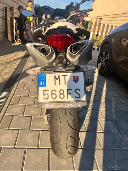 Aprilia Shiver SL 750 - 3