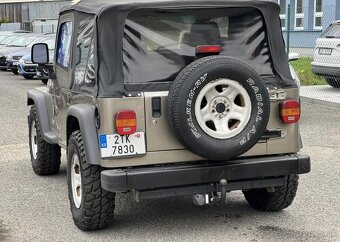 Jeep Wrangler 2.4i Sport 4x4 NAVIJÁK TAŽNÉ benzín manuál - 3