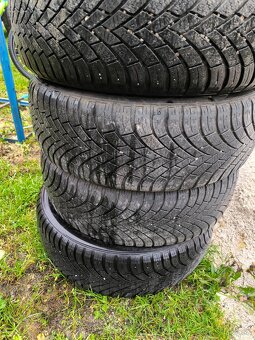 Nexen WinGuard 215/60 R16 - 3