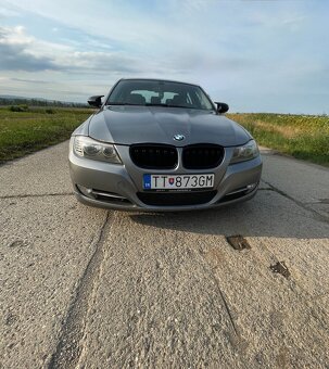 BMW E90 118d FACELIFT - 3