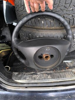 Volant Mercedes Benz - 3