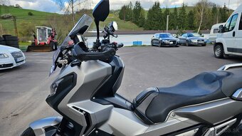 Honda X-ADV 750  ABS r.v.2020 - 3